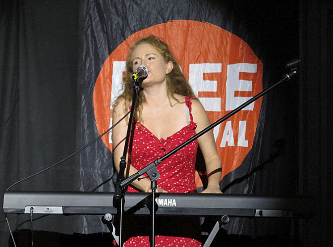 Tamar Broadbent: Plus&nbsp;One